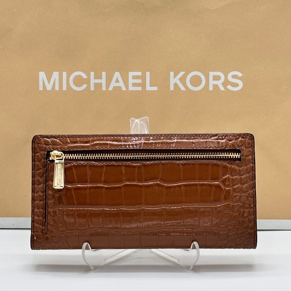 Michael Kors Carson Large Crocodile Embossed Wallet Luggage - Picture 6 of 13